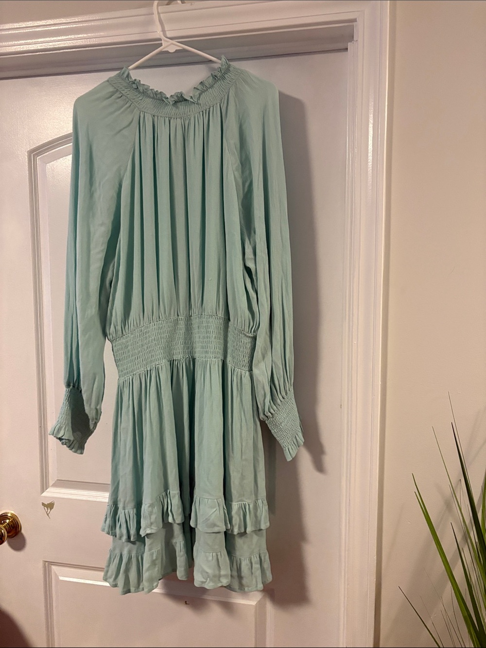 Yakira Bella ditsy dress in solid light aqua - Picture 3 of 7